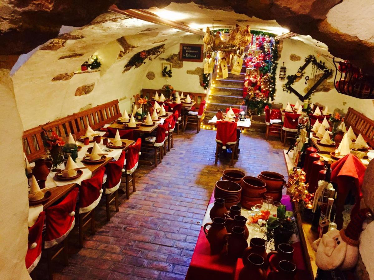 Landgasthaus "Zum Engel" Neuleiningen Buitenkant foto