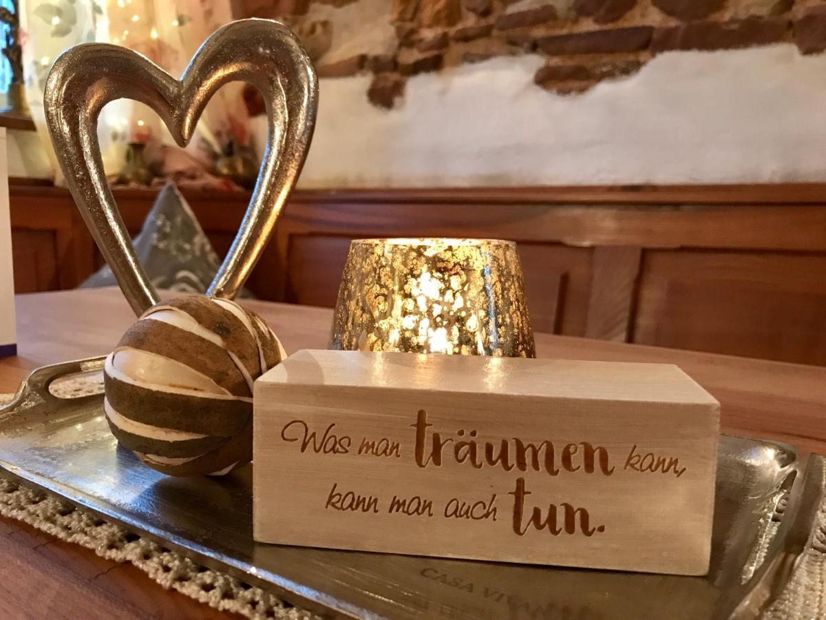 Landgasthaus "Zum Engel" Neuleiningen Buitenkant foto