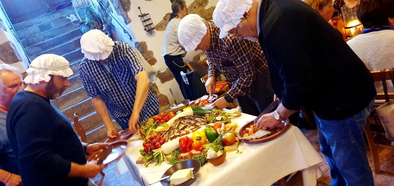 Landgasthaus "Zum Engel" Neuleiningen Buitenkant foto